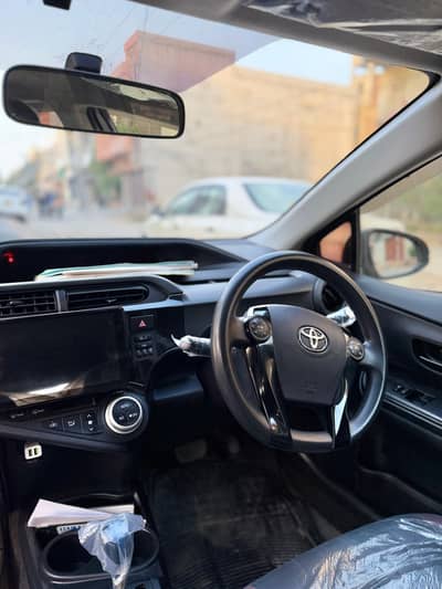 Toyota Aqua 2015