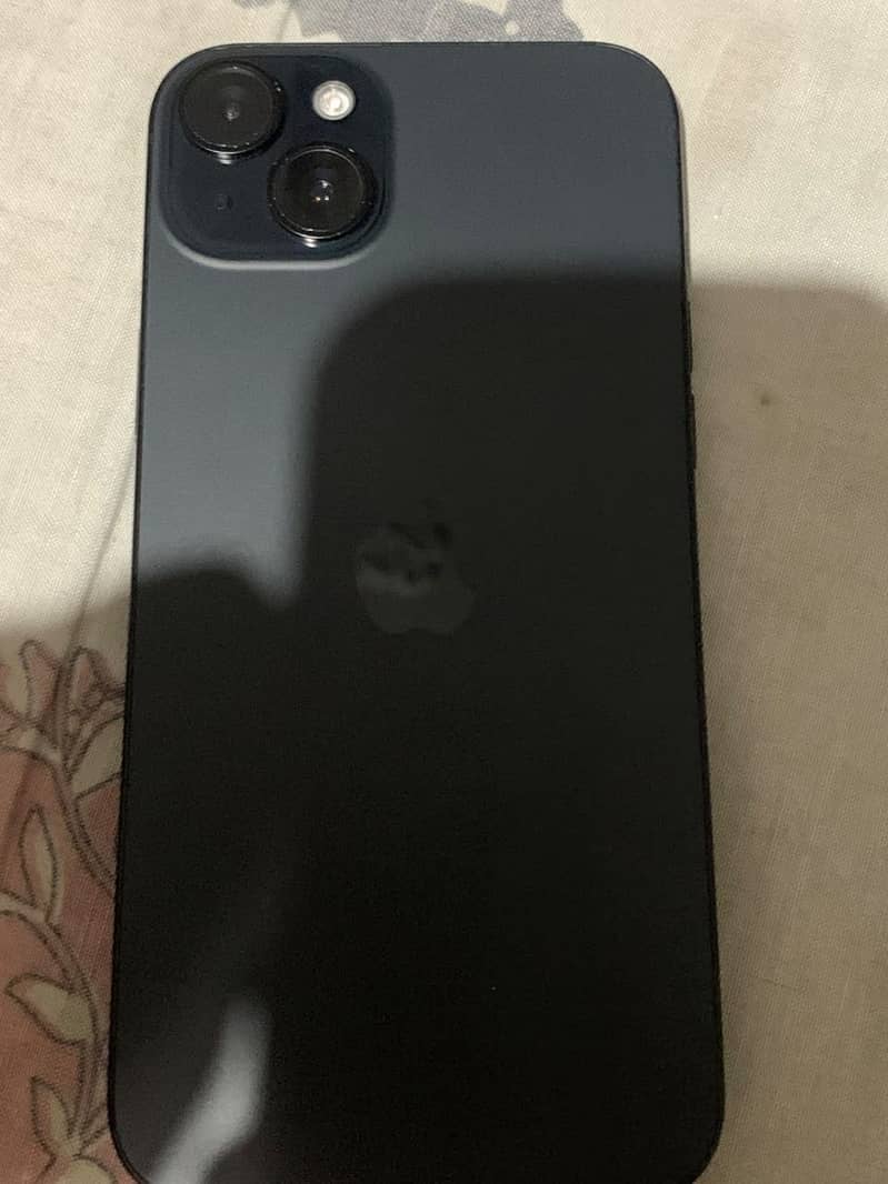 Apple iPhone 15 plus 4