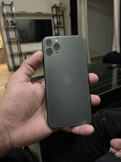 PTA approved 256GB dual 11 pro max apple iphone All Okay working