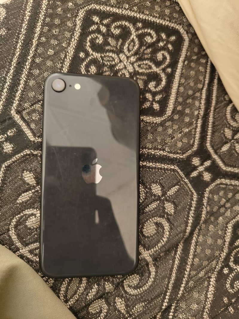 Apple iPhone SE 4