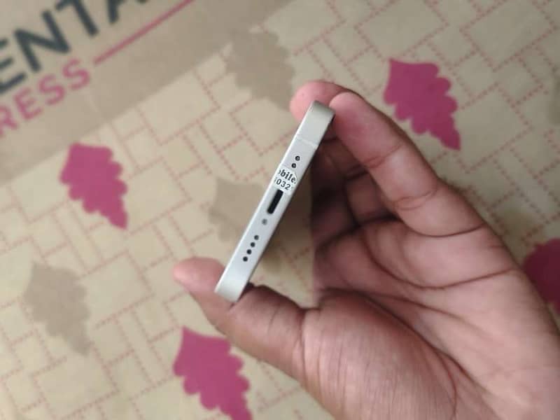 Apple iPhone 12 mini 2