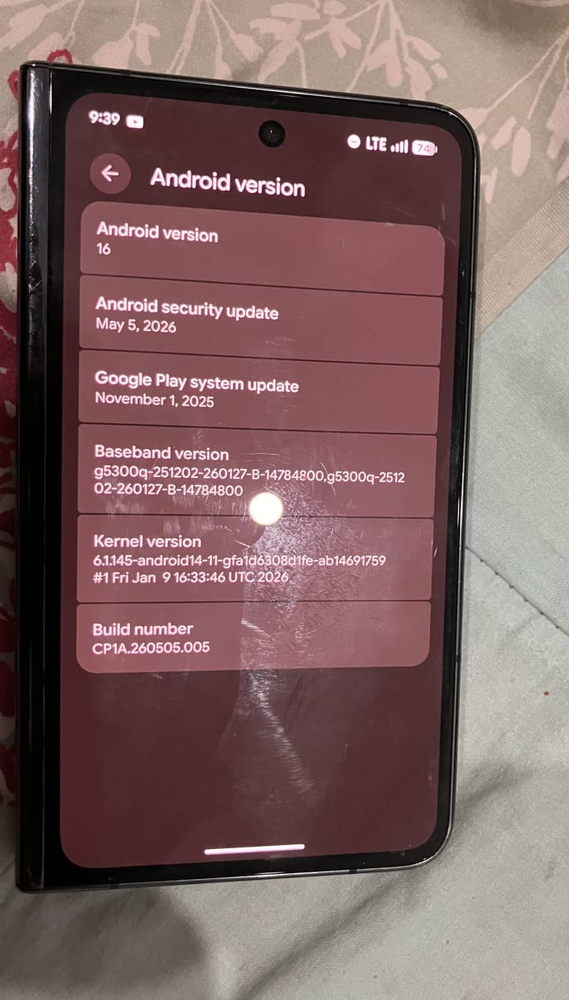 Google pixel fold 10