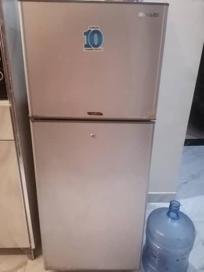 Waves fridge