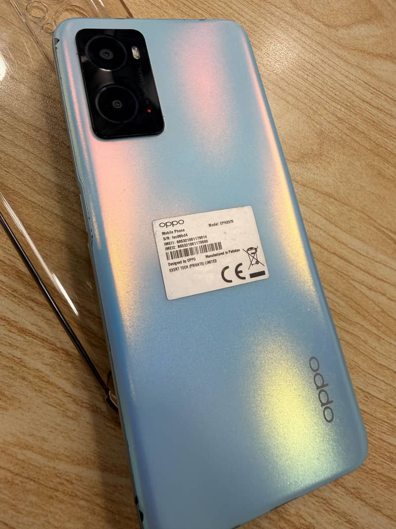 OPPO A76 3