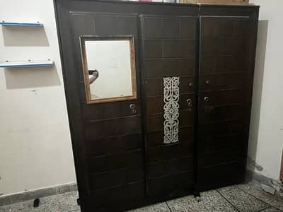 wooden wardrobe/wooden almari/wardrobe/showcase/cupboard