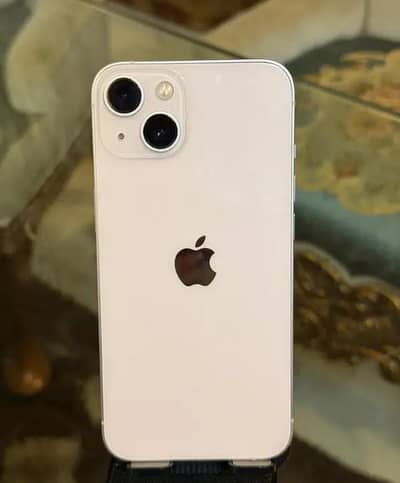 Apple iPhone 13