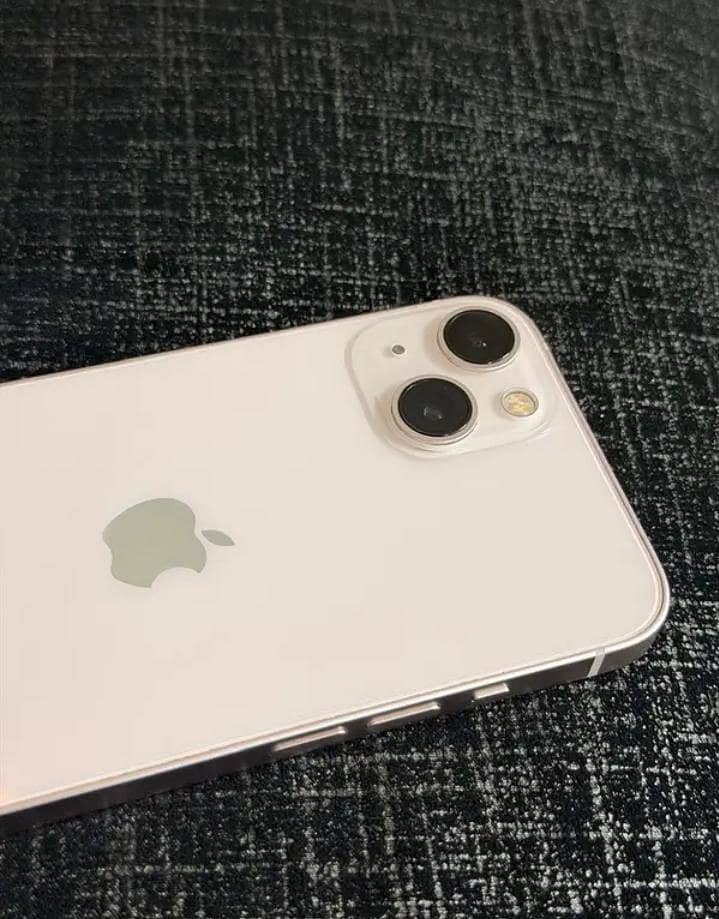 Apple iPhone 13 1