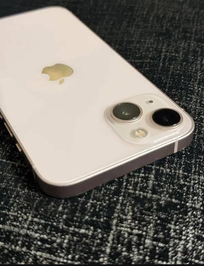 Apple iPhone 13 2