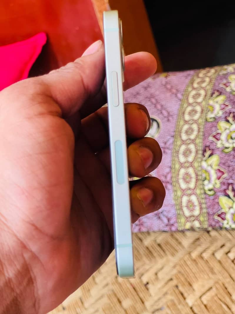 Apple iPhone 12 mini 1