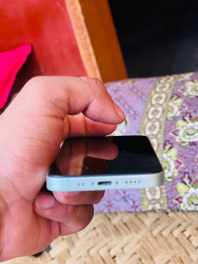 Apple iPhone 12 mini 2