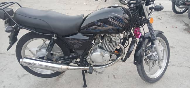 Suzuki GS 150