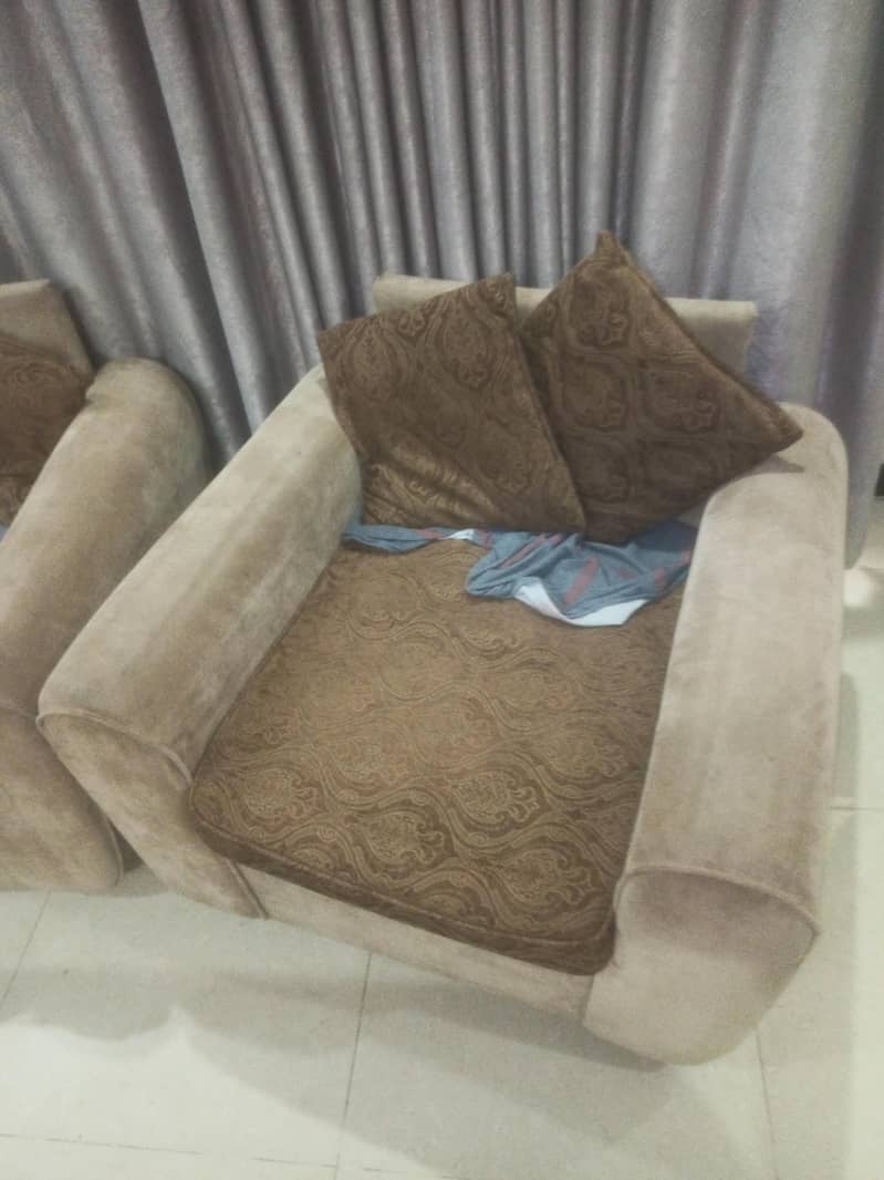 7 Seater sofa 2