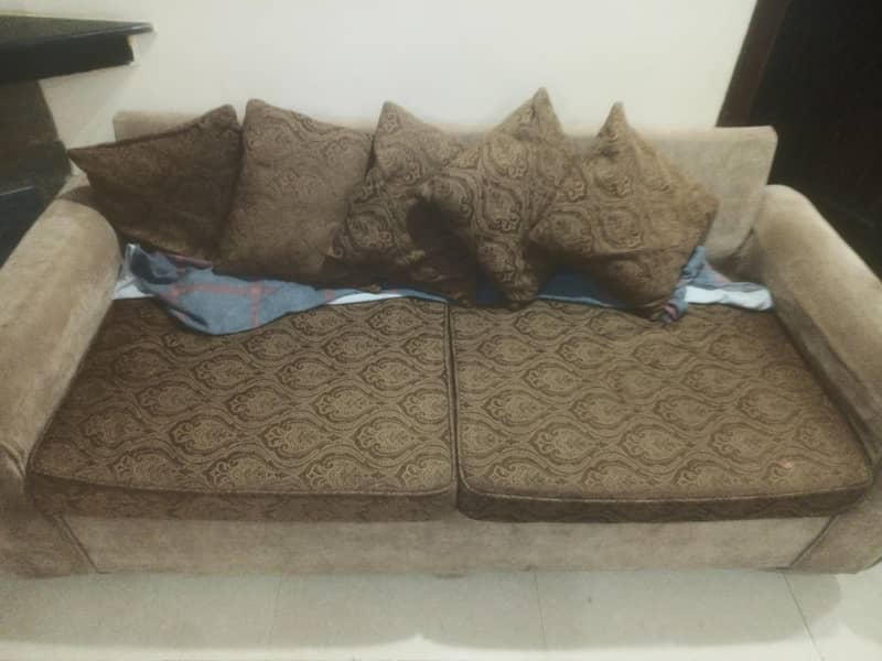 7 Seater sofa 3
