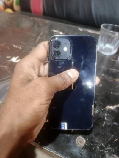 Apple iPhone 12