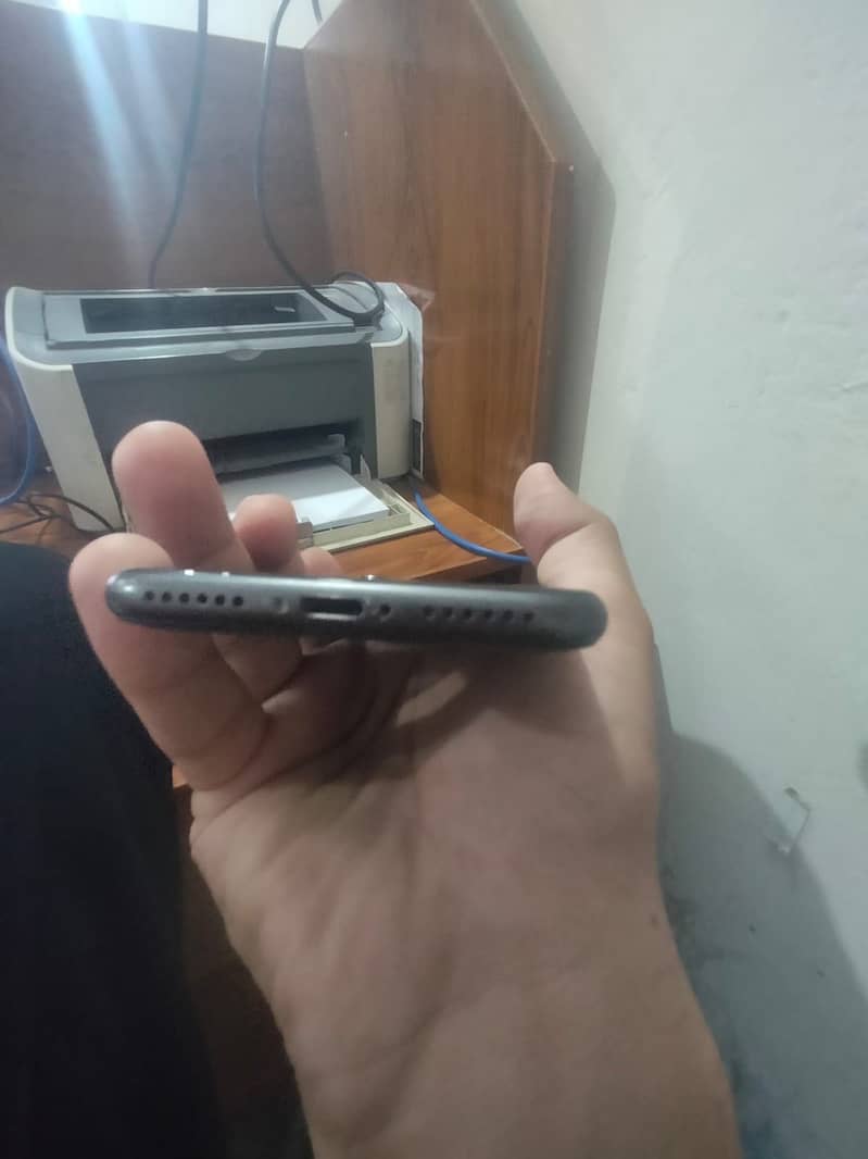 Apple iPhone 8 2