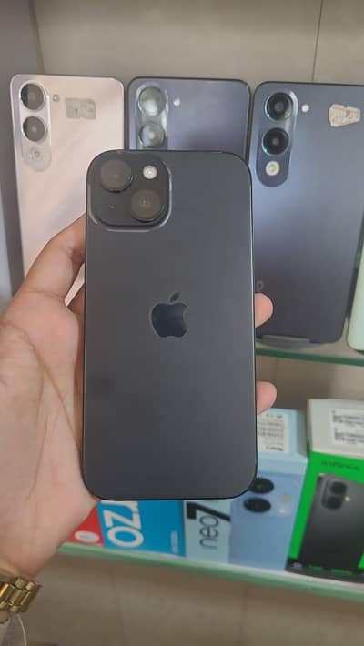 Apple iPhone 15