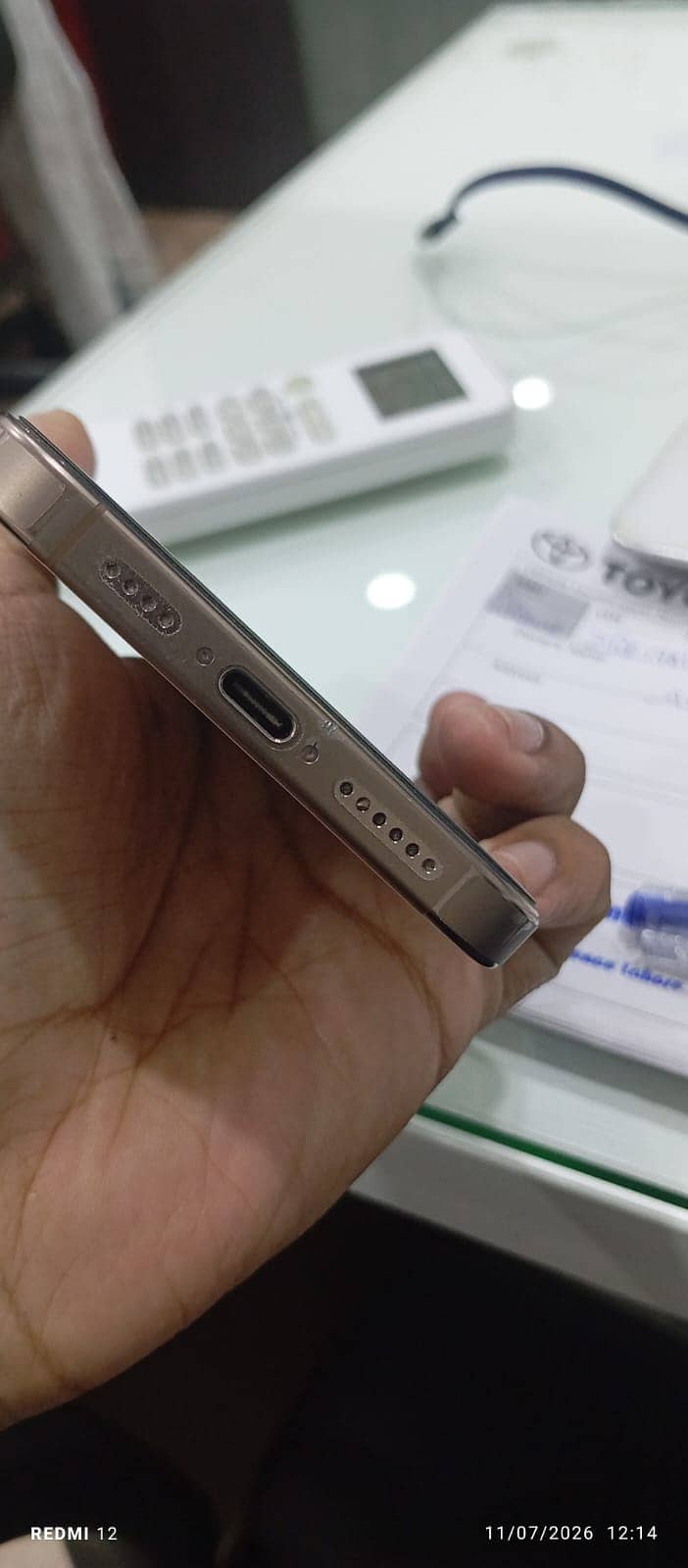 Apple iPhone 16 Pro Max 4