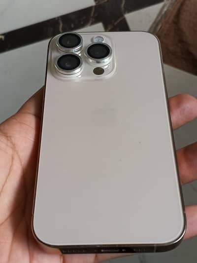 Apple iPhone 14 Pro jv