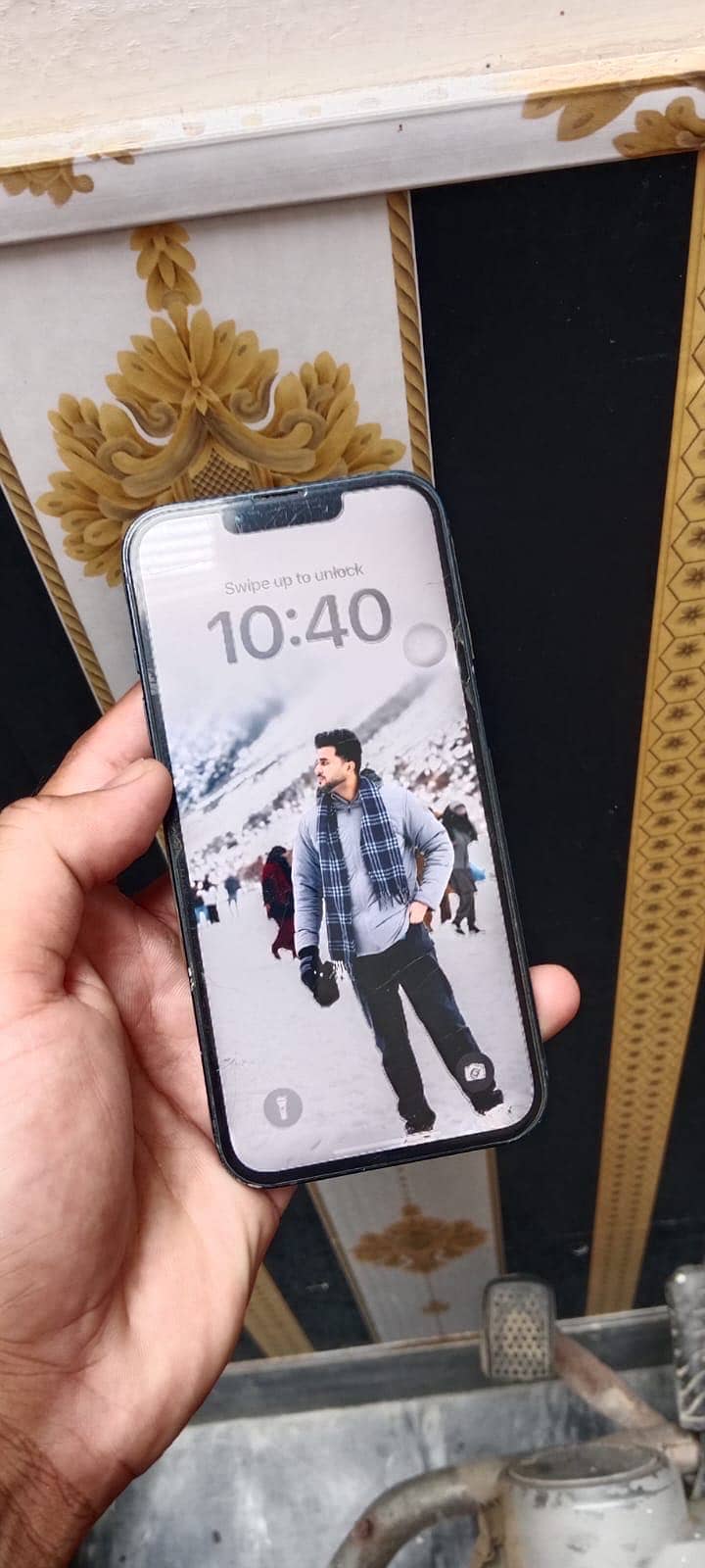Apple iPhone 13 4
