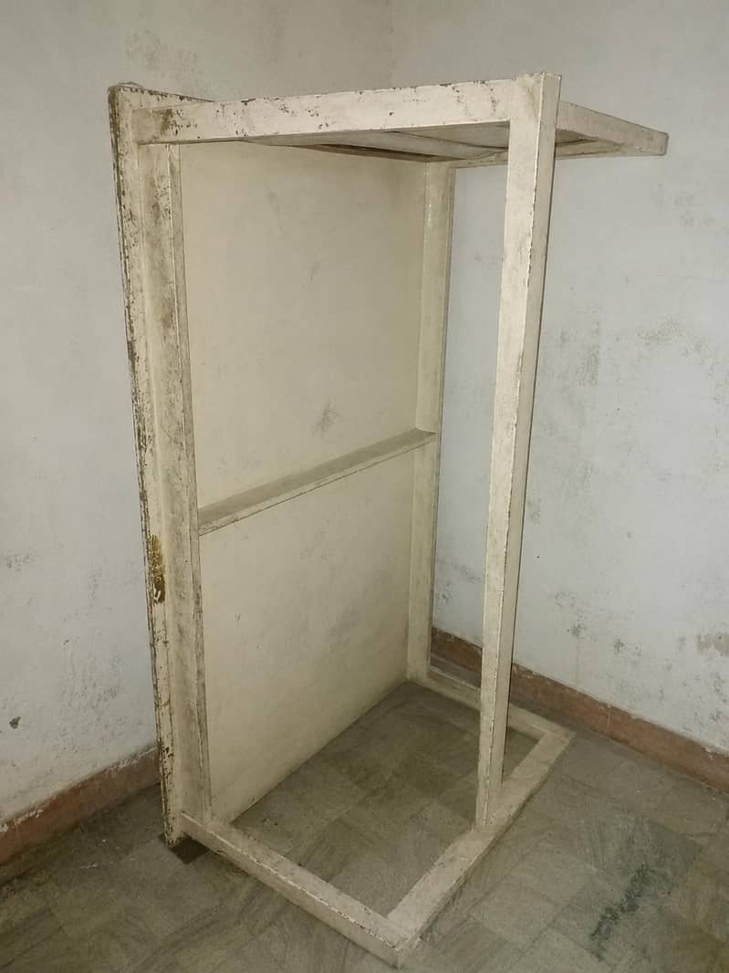 Takht 1