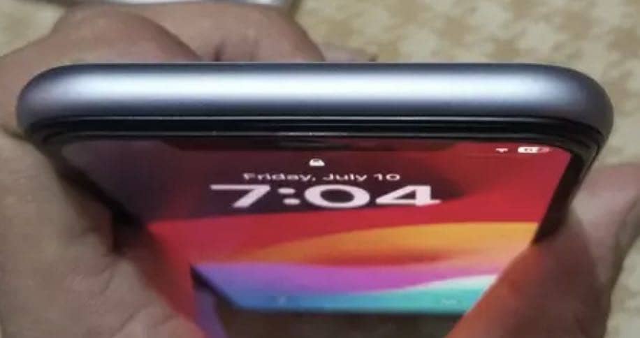 Apple iPhone 11 3