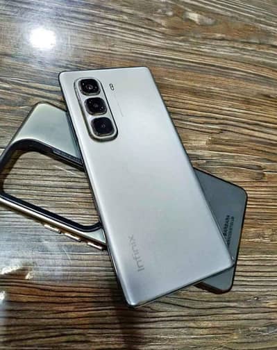 Infinix HOT 60 pro Plus 8+256gb