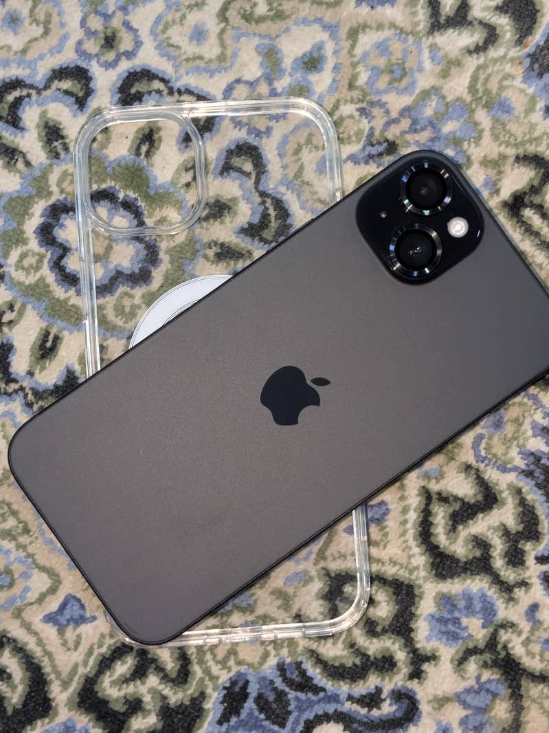 Apple iPhone 15 plus 0