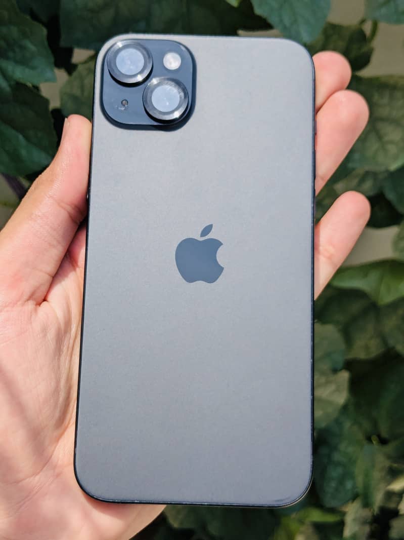 Apple iPhone 15 plus 3