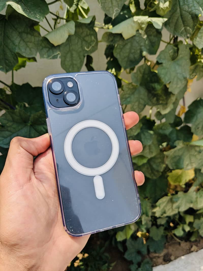 Apple iPhone 15 plus 4