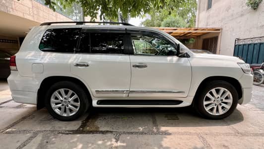 Toyota ZX Land Cruiser 2012