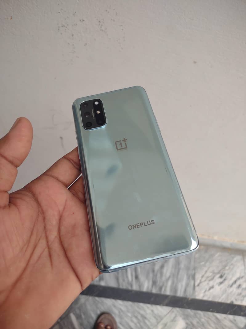 One Plus 8T 6