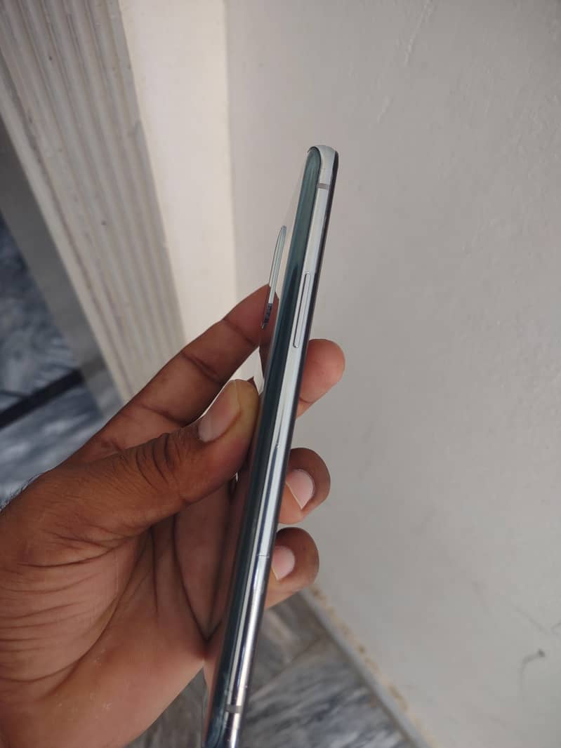 One Plus 8T 7