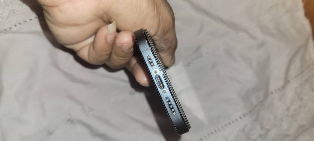 iPhone 12 Pro 0