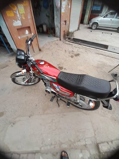 CG 125