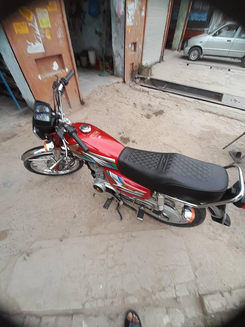 CG 125 0