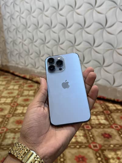 Apple iPhone 13 Pro