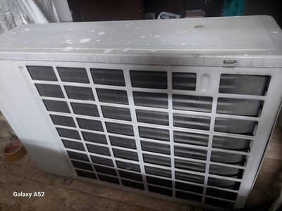 AC in Excellent condition