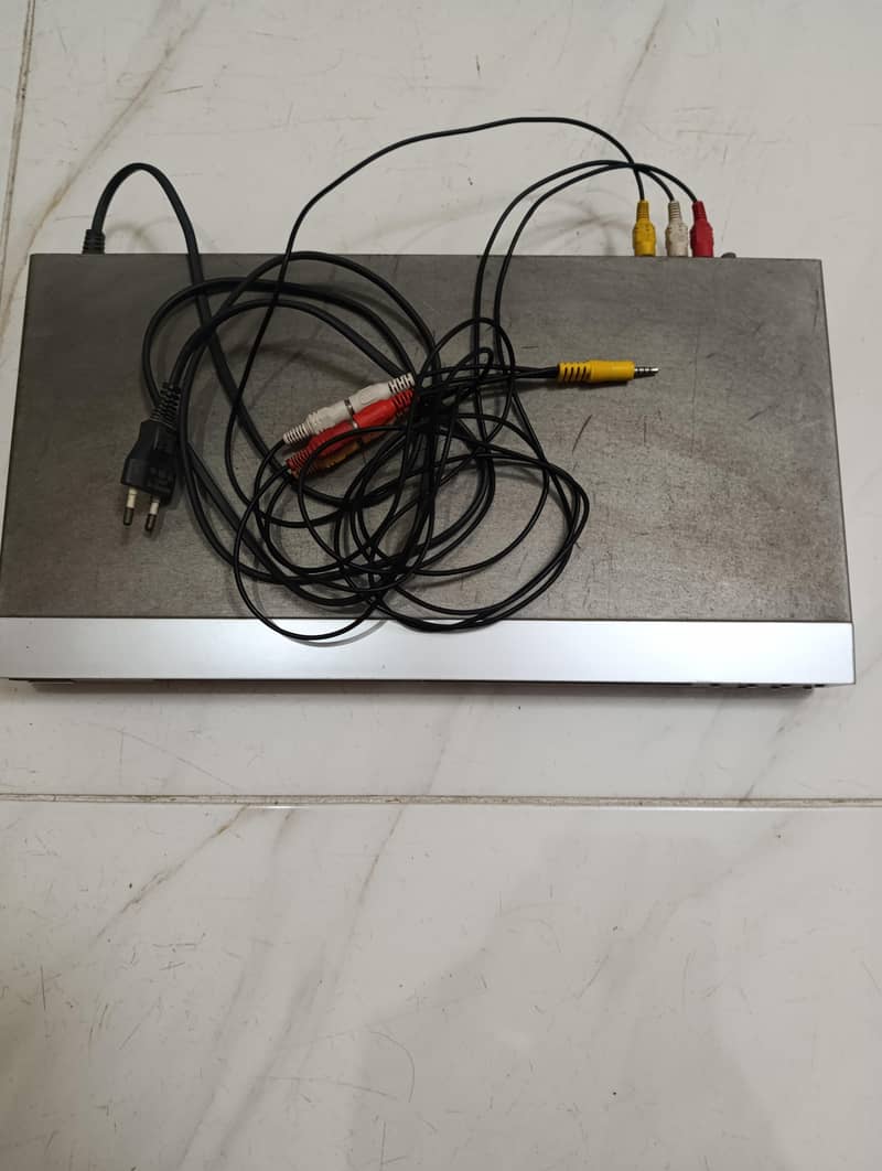 SONY DVD/CD Player 1