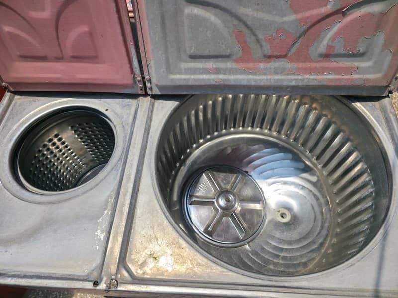 Indus Washing Machine 3