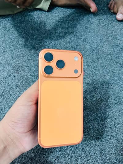 Apple iPhone 17 Pro NoN pta jv 10/10 Complete Box