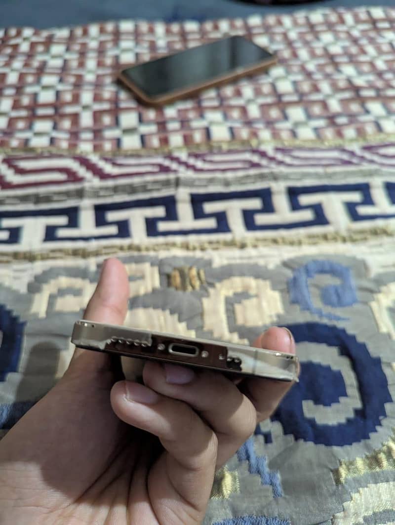 Apple iPhone 12 Pro 5