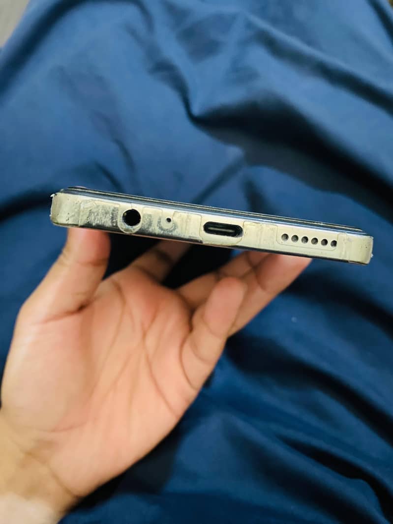 Tecno CAMON 30 4