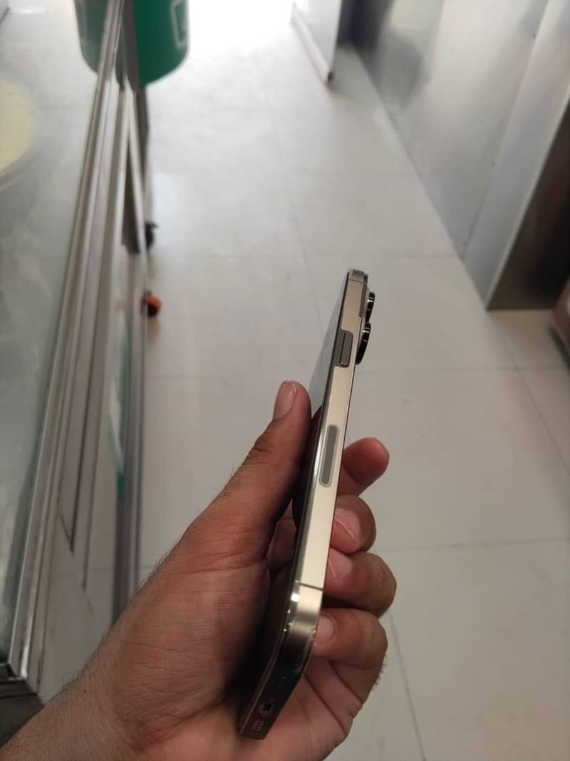 Apple iPhone 14 Pro Max 4