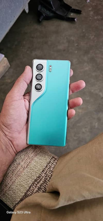 Tecno CAMON 40 Pro