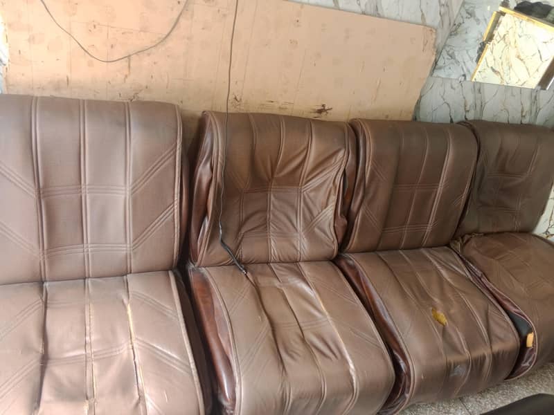 4peice sofa set 0