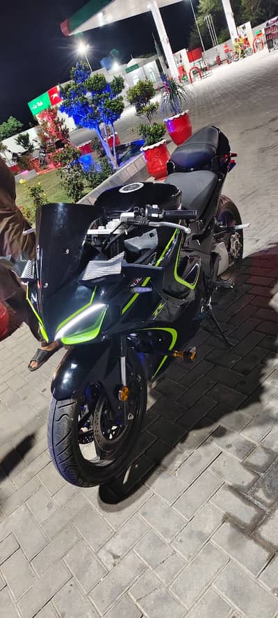 Ducati GT Edition Bullet 1 400cc 2025 – Powerful Performance | 10/10
