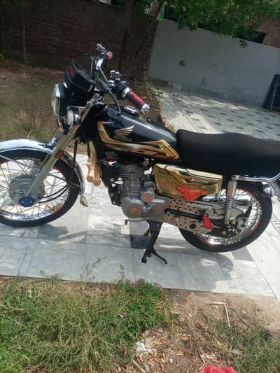 Honda CG 125 Self Gold