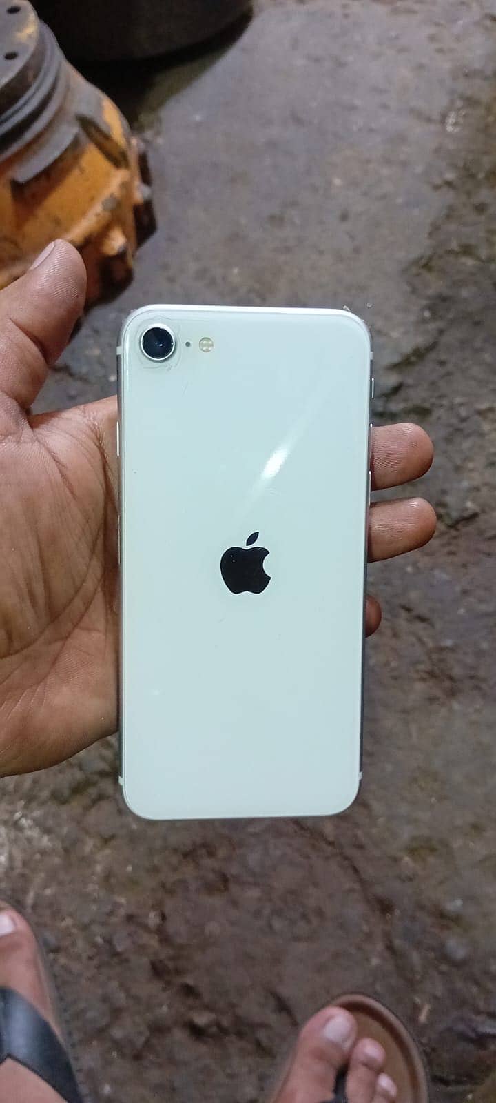 Apple iPhone SE 2 generation 0