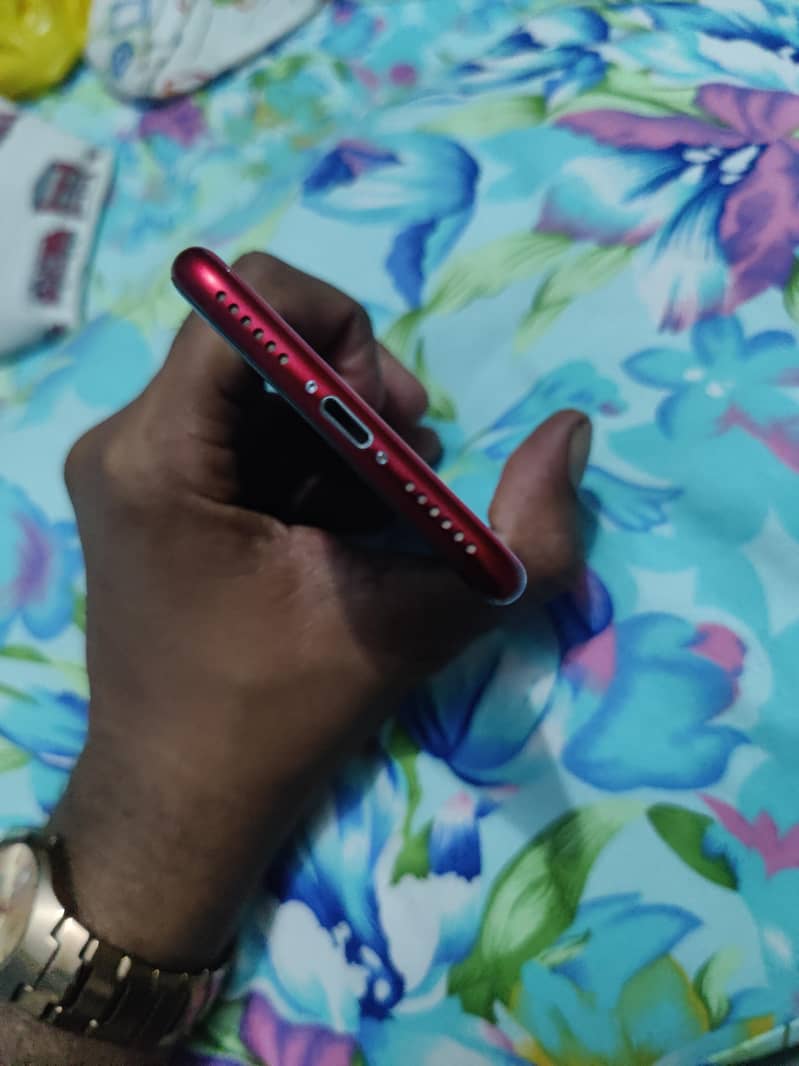 Apple iPhone SE 4