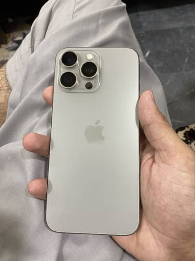Apple iPhone 15 Pro Max
